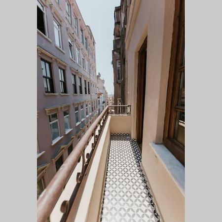 Galadoo Suites 3Rd Floor Istanbul Exterior photo